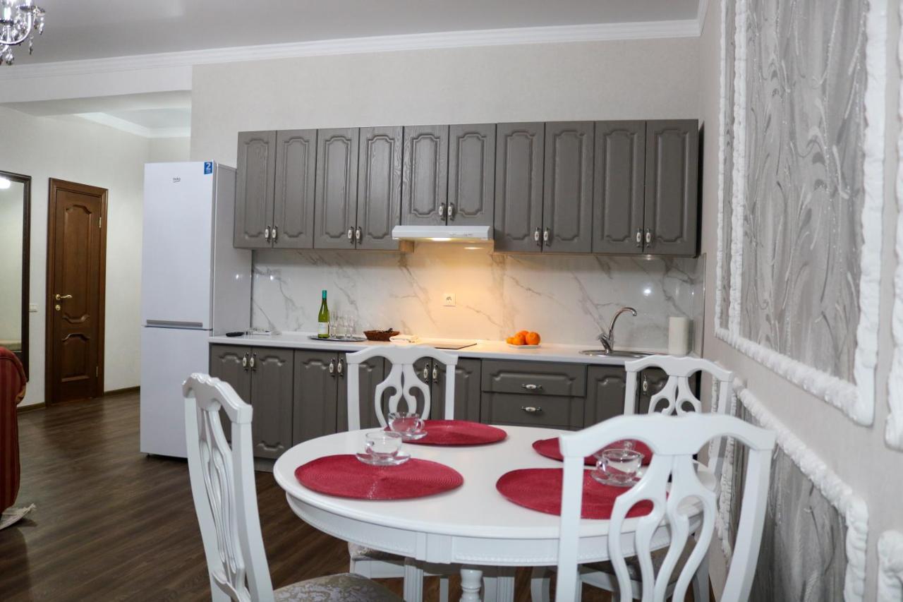 Golden Park Hotel Pavlodar Room photo