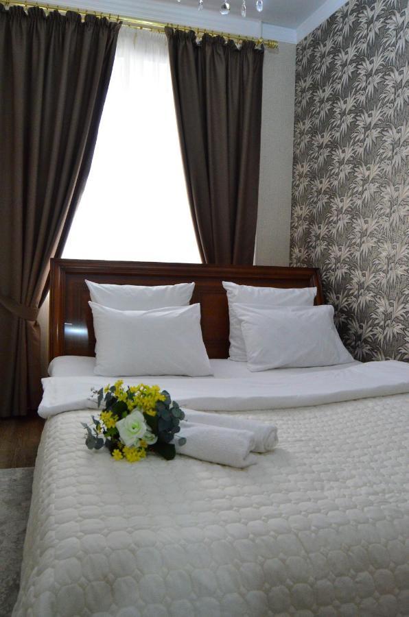 Golden Park Hotel Pavlodar Exterior photo
