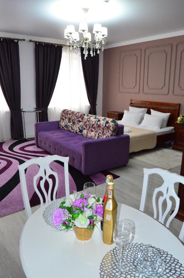 Golden Park Hotel Pavlodar Exterior photo