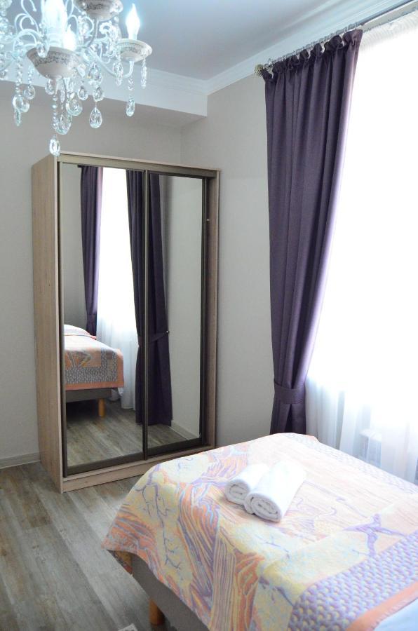 Golden Park Hotel Pavlodar Exterior photo